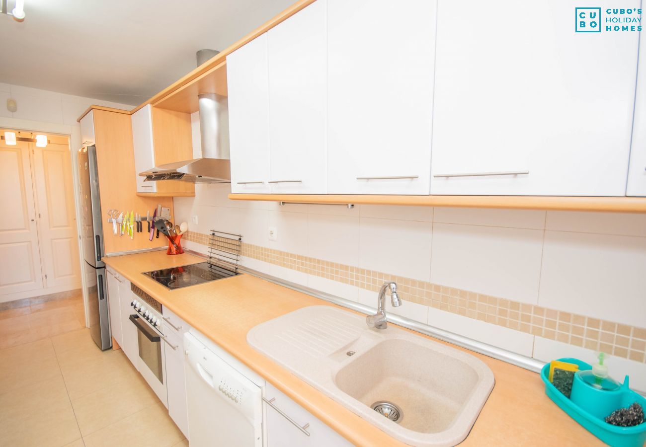 Cocina de este apartamento en la Cala de Mijas