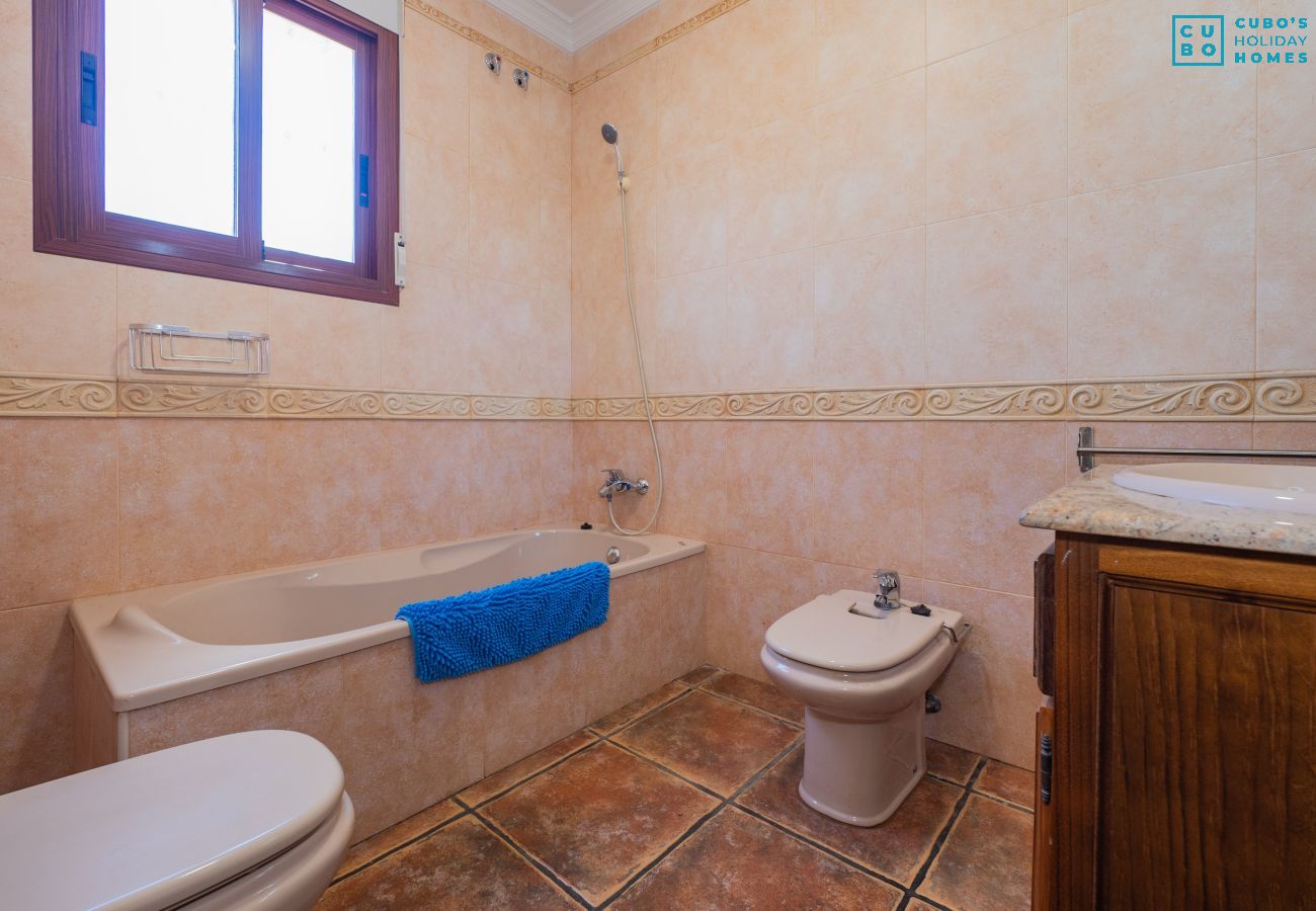 Casa rural en Alhaurín el Grande - Cubo's Finca Las Tinajas de la Dehesilla