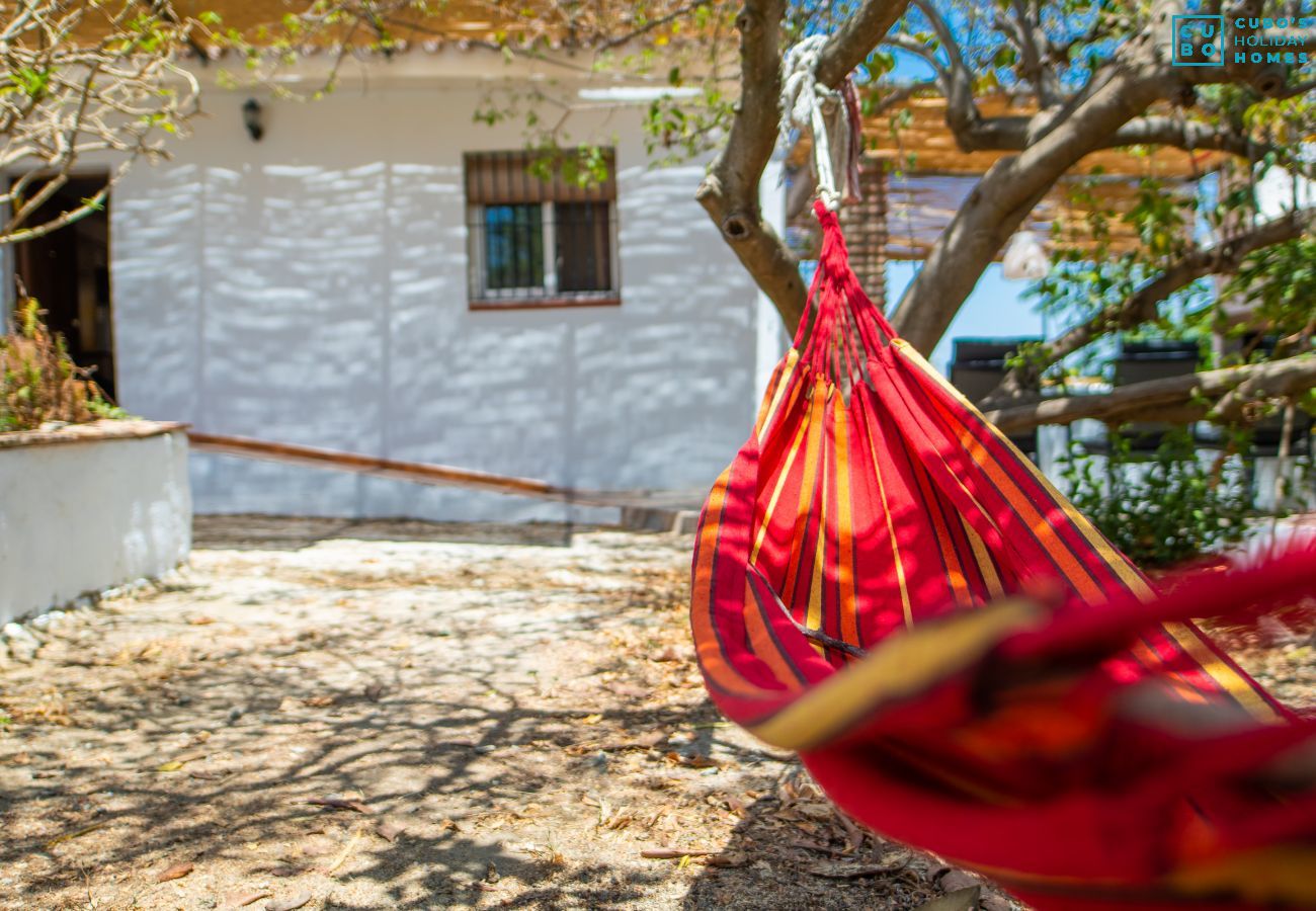 Casa rural el Coín con piscina para dos personas.