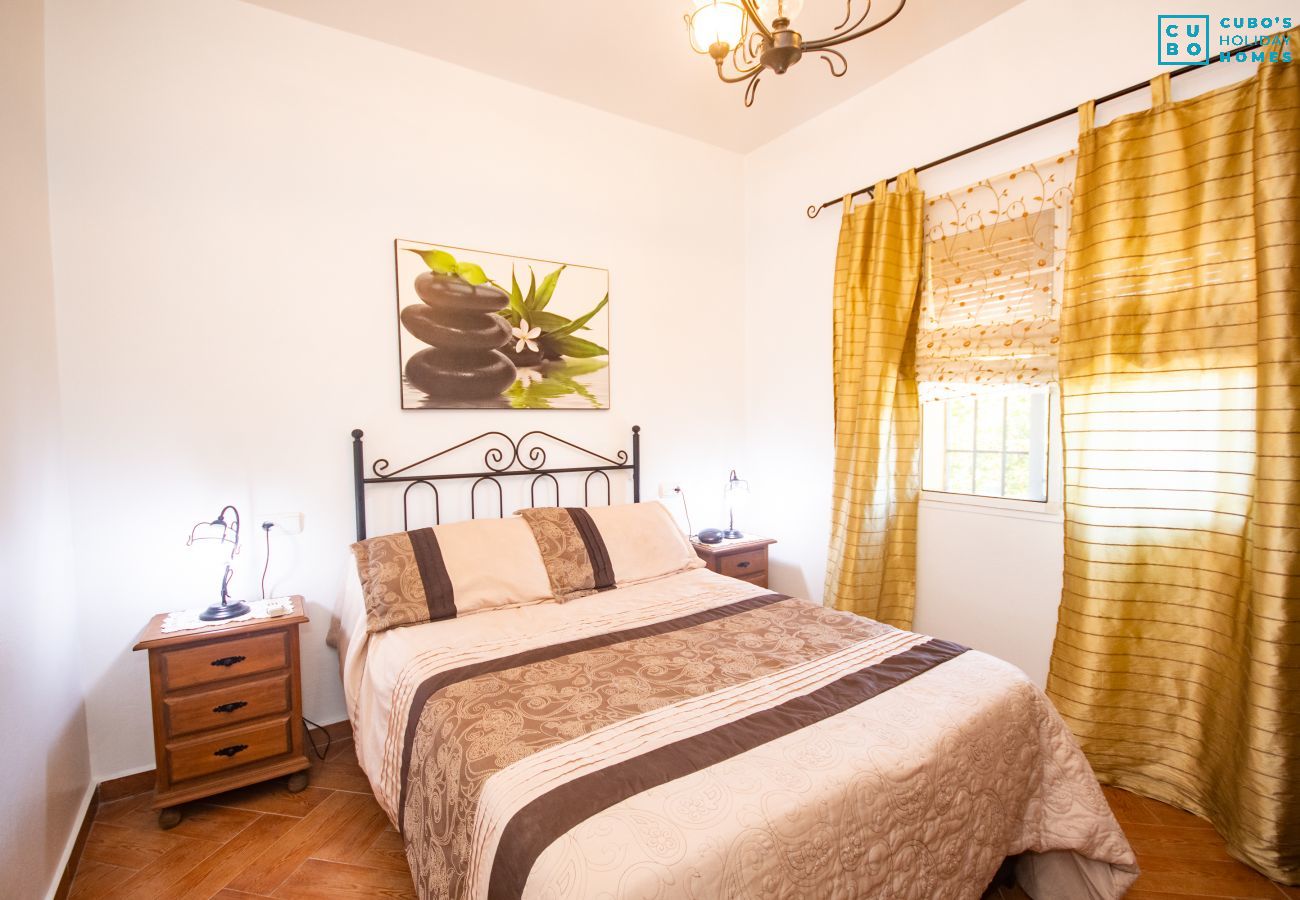 Dormitorio de esta finca en Alhaurín el Grande