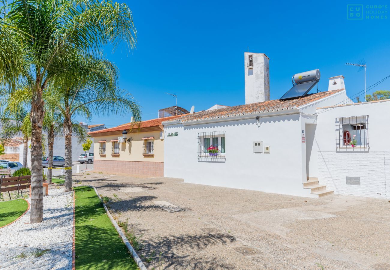 Exteriores de esta casa rural en la Estación de Cártama