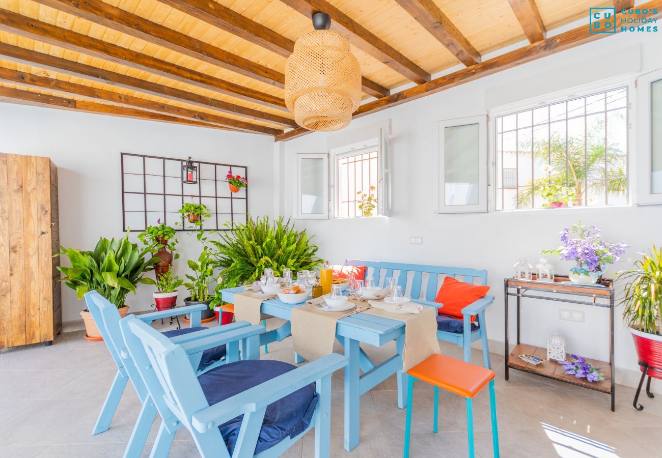 Terraza de esta casa rural en la Estación de Cártama