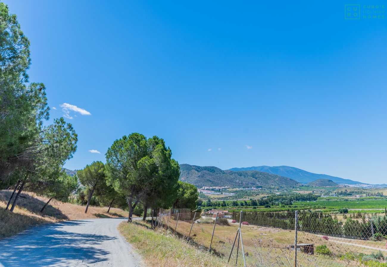 Alrededores de esta casa rural en la Estación de Cártama