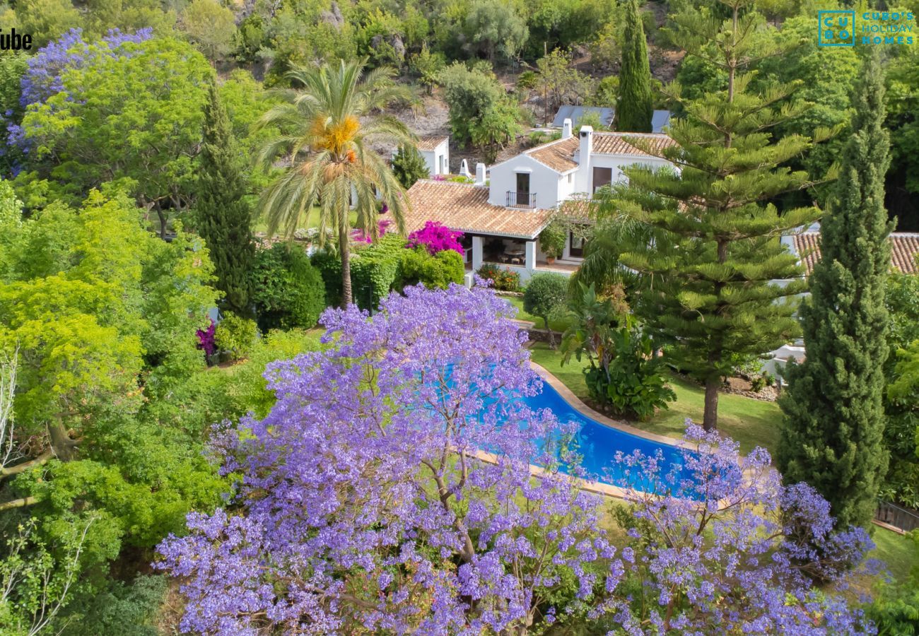 Villa en Coín - Cubo's Villa Las Lagunas de Azahar High Privacy