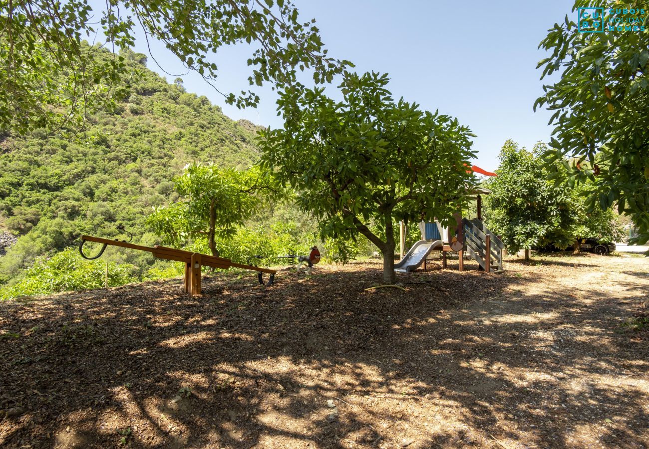 Villa en Coín - Cubo's Villa Las Lagunas de Azahar High Privacy