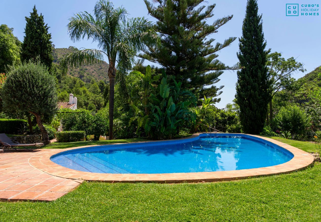 Villa en Coín - Cubo's Villa Las Lagunas de Azahar High Privacy