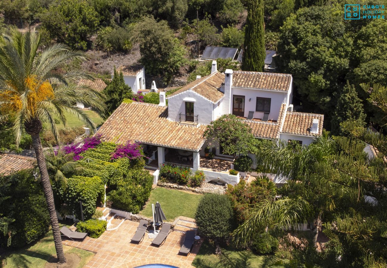 Villa en Coín - Cubo's Villa Las Lagunas de Azahar High Privacy