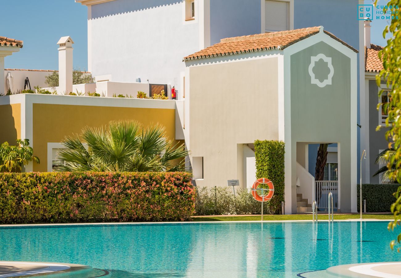 Jardín de este apartamento en Marbella