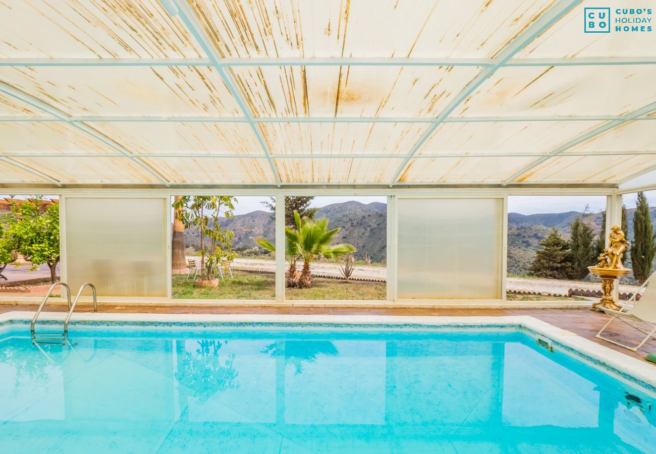 Casa rural en Casabermeja - Cubo's Casa Buena Aventura Pool