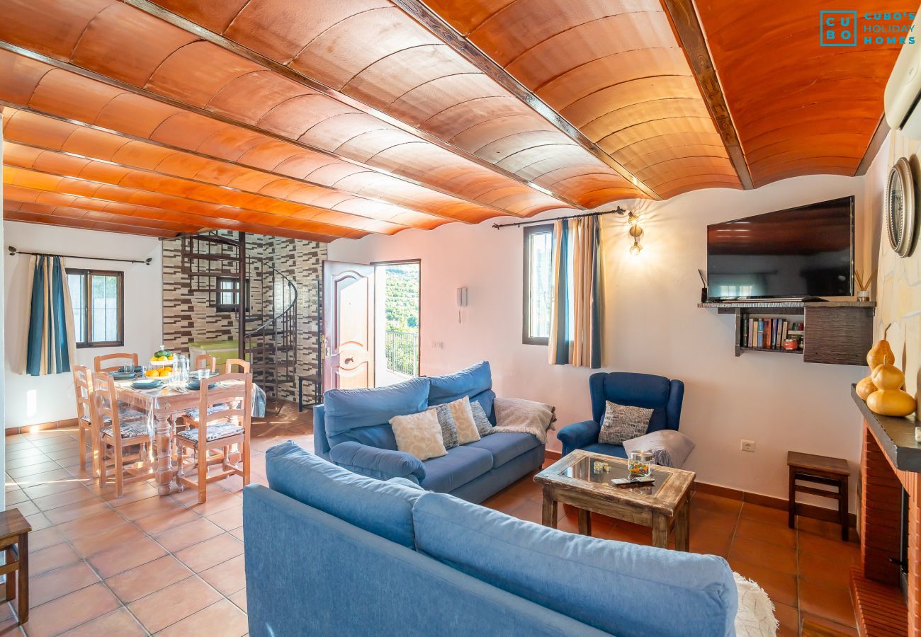 Casa rural en Yunquera - Cubo's Casa Mi Recreo High Privacy