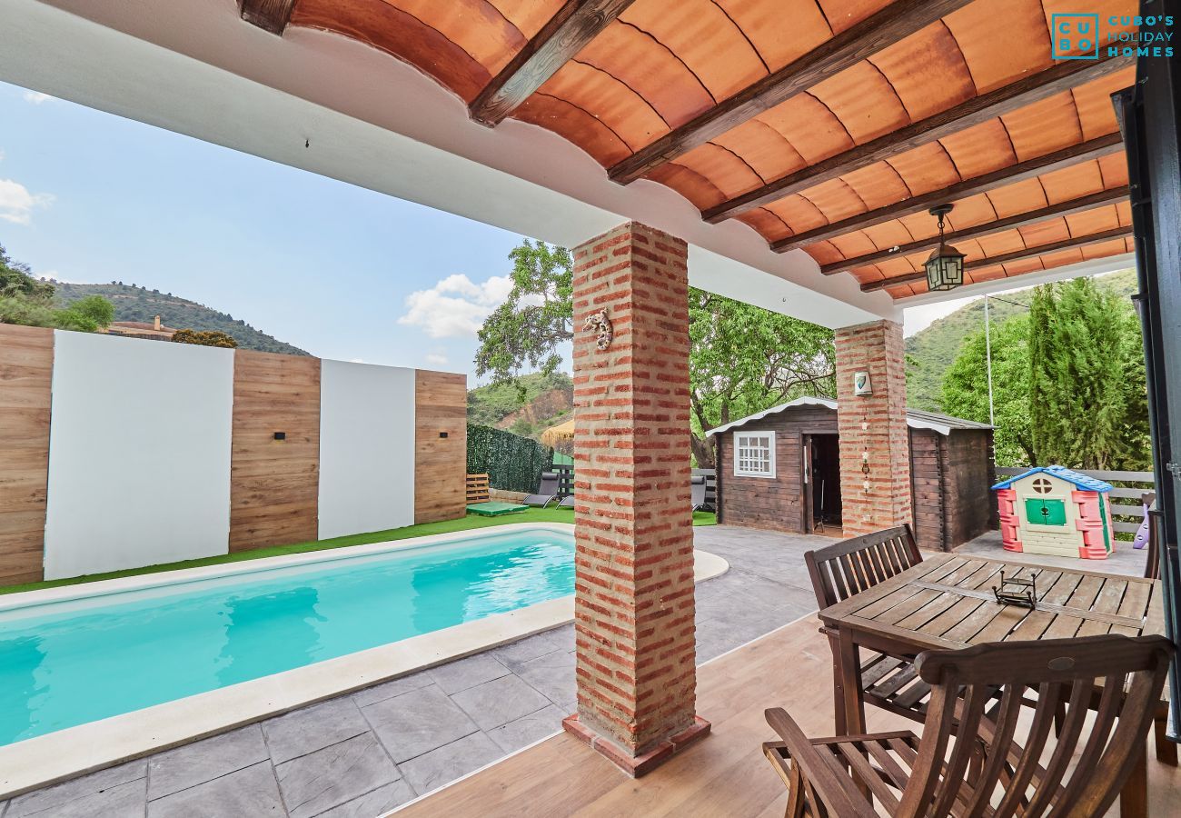 Piscina de esta finca en los Montes de Málaga