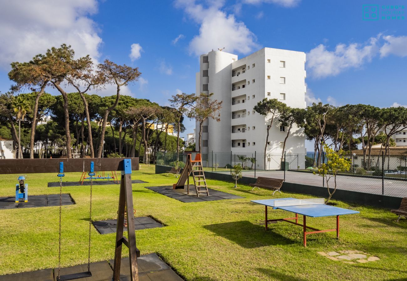 Apartamento en Mijas Costa - Cubo's Calahonda Beachfront.