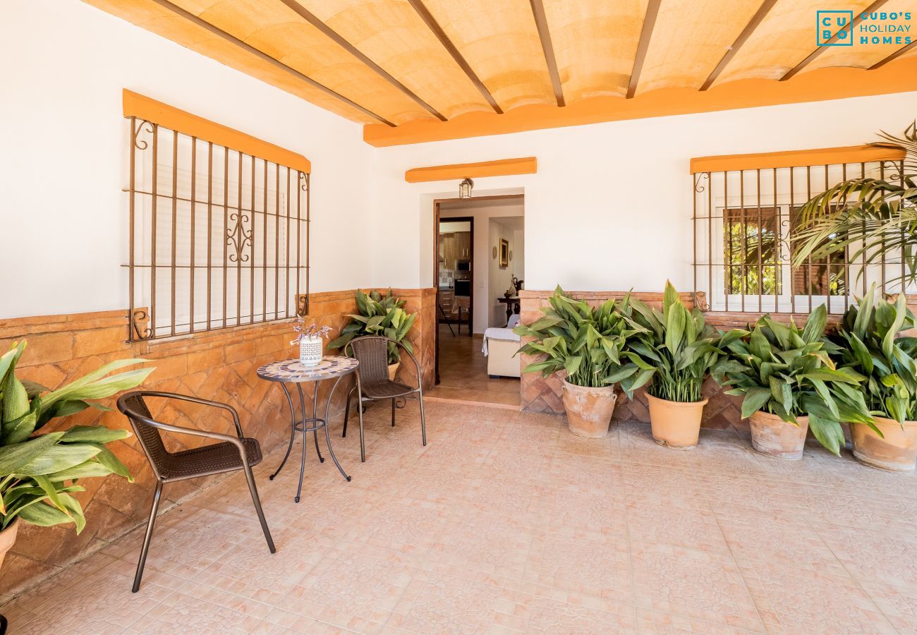 Terraza de esta casa rural en Alhaurín el Grande