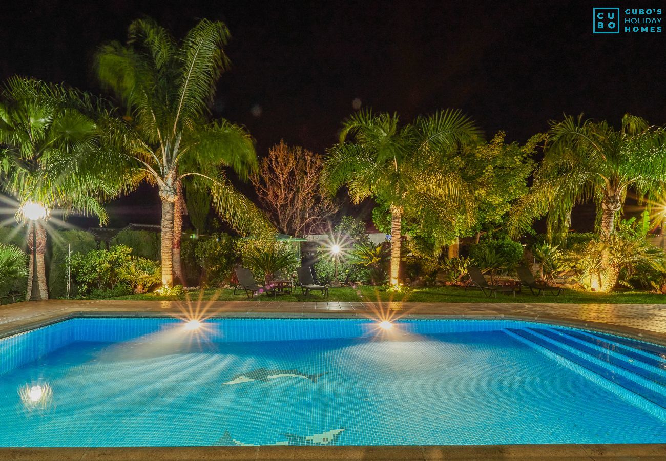 Piscina de esta casa rural en Alhaurín el Grande