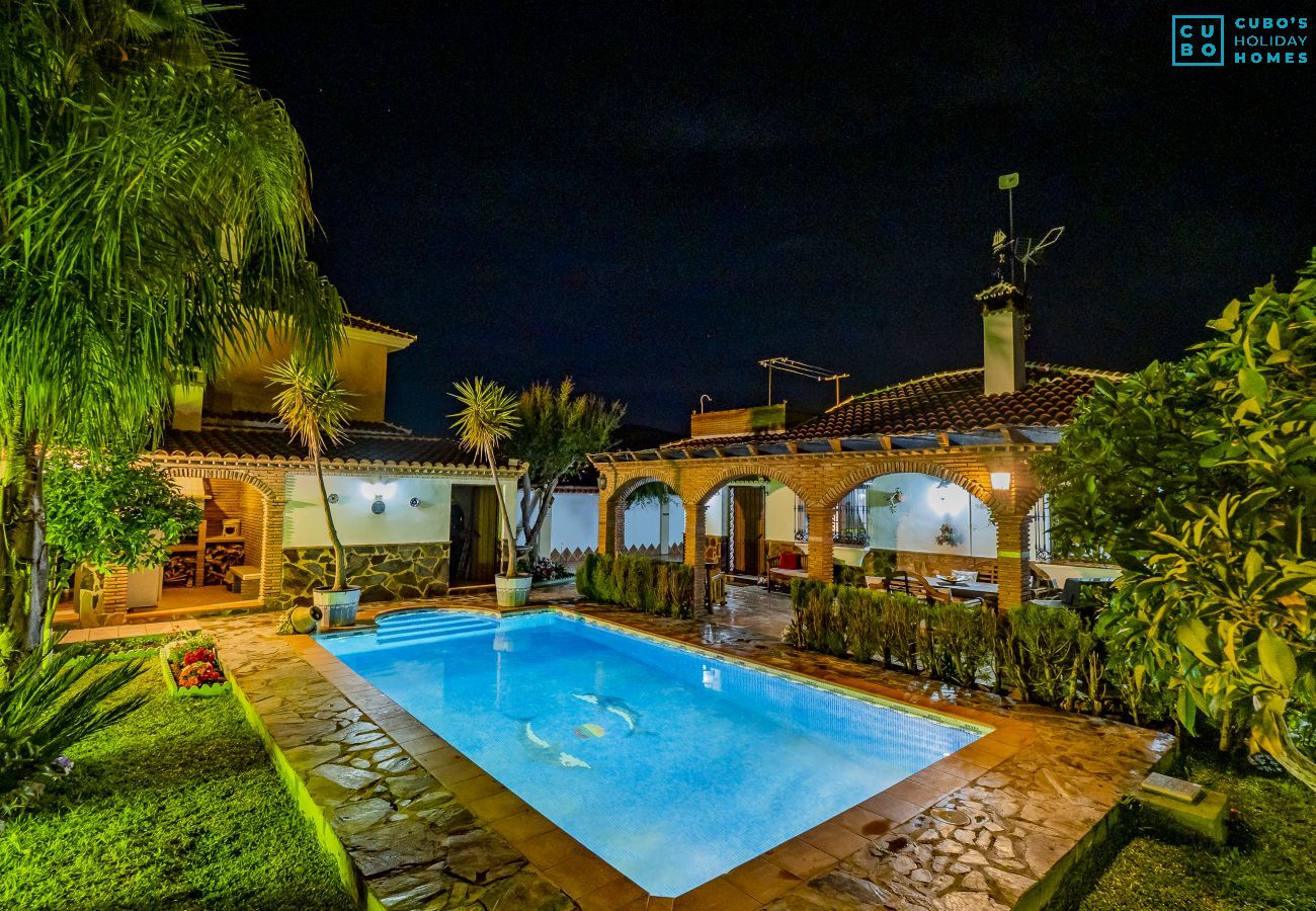 Piscina de esta casa rural en Alhaurín el Grande