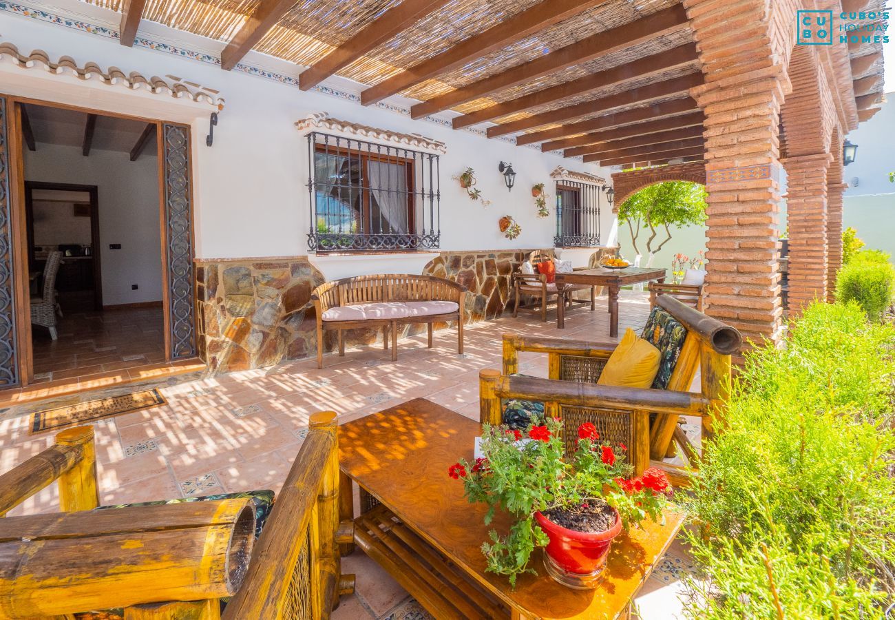 Terraza de esta casa rural en Alhaurín el Grande