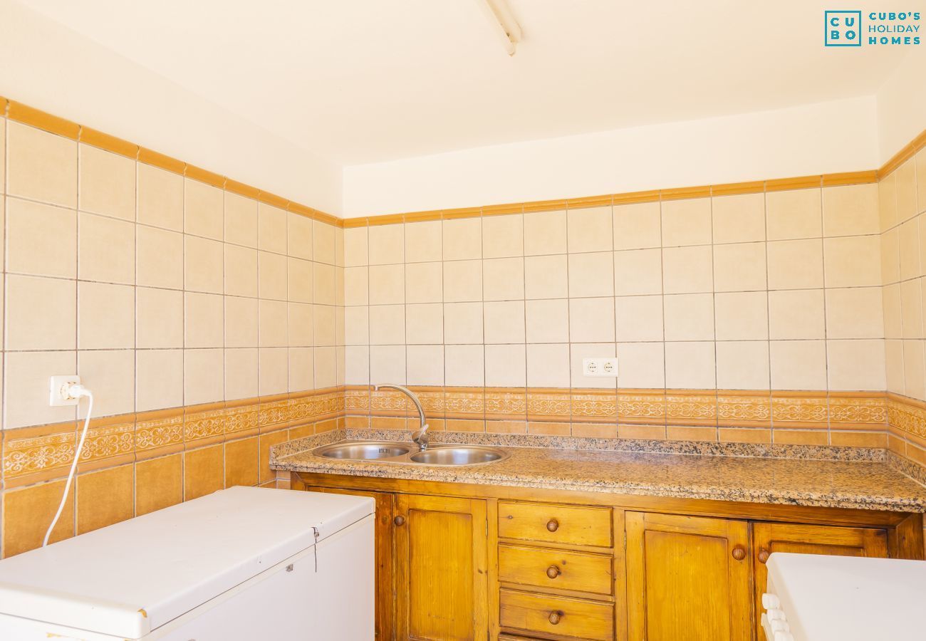 Cocina de este chalet en Alhaurín el Grande