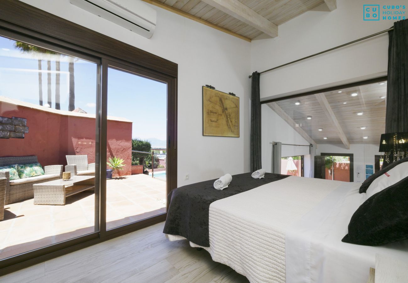 Casa rural en Alhaurin de la Torre - Cubo's Finca Las Palmeras