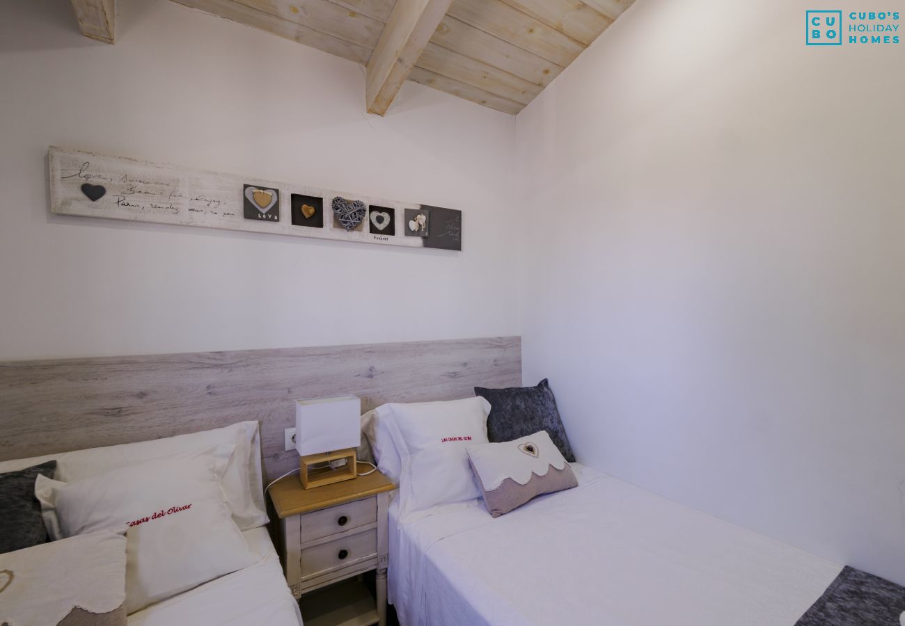 Casa rural en Alhaurin de la Torre - Cubo's Finca Las Palmeras