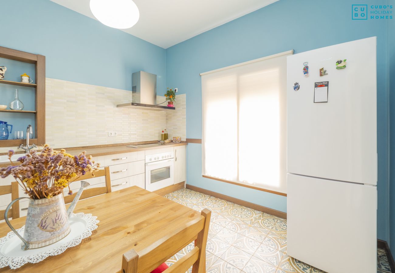 Cocina de esta casa de campo en Alhaurín de la torre