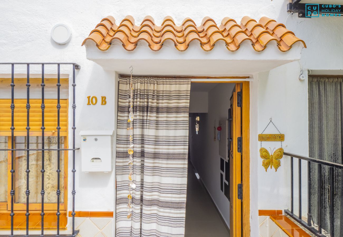 Exterior de esta casa rural en Álora, cerca del Caminito del Rey