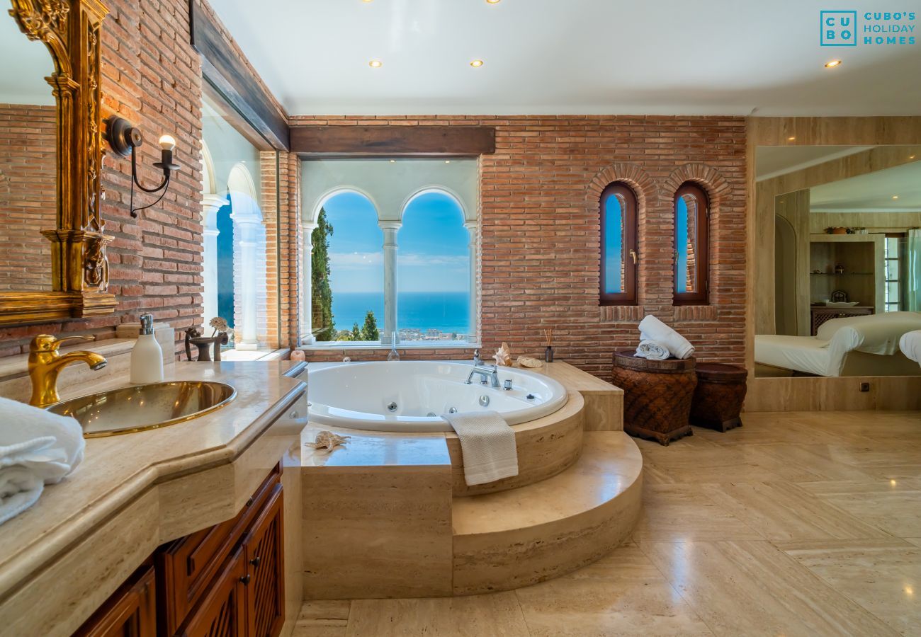Villa en Málaga - Cubo's Mountain Bayview Luxury Villa