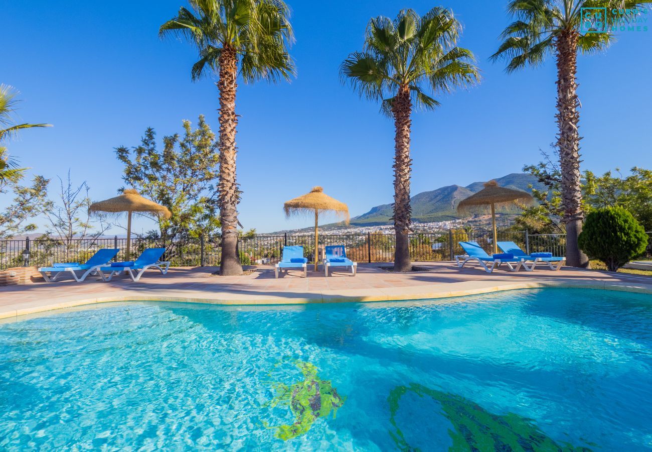 Piscina privada de esta Finca en Alhaurín el Grande