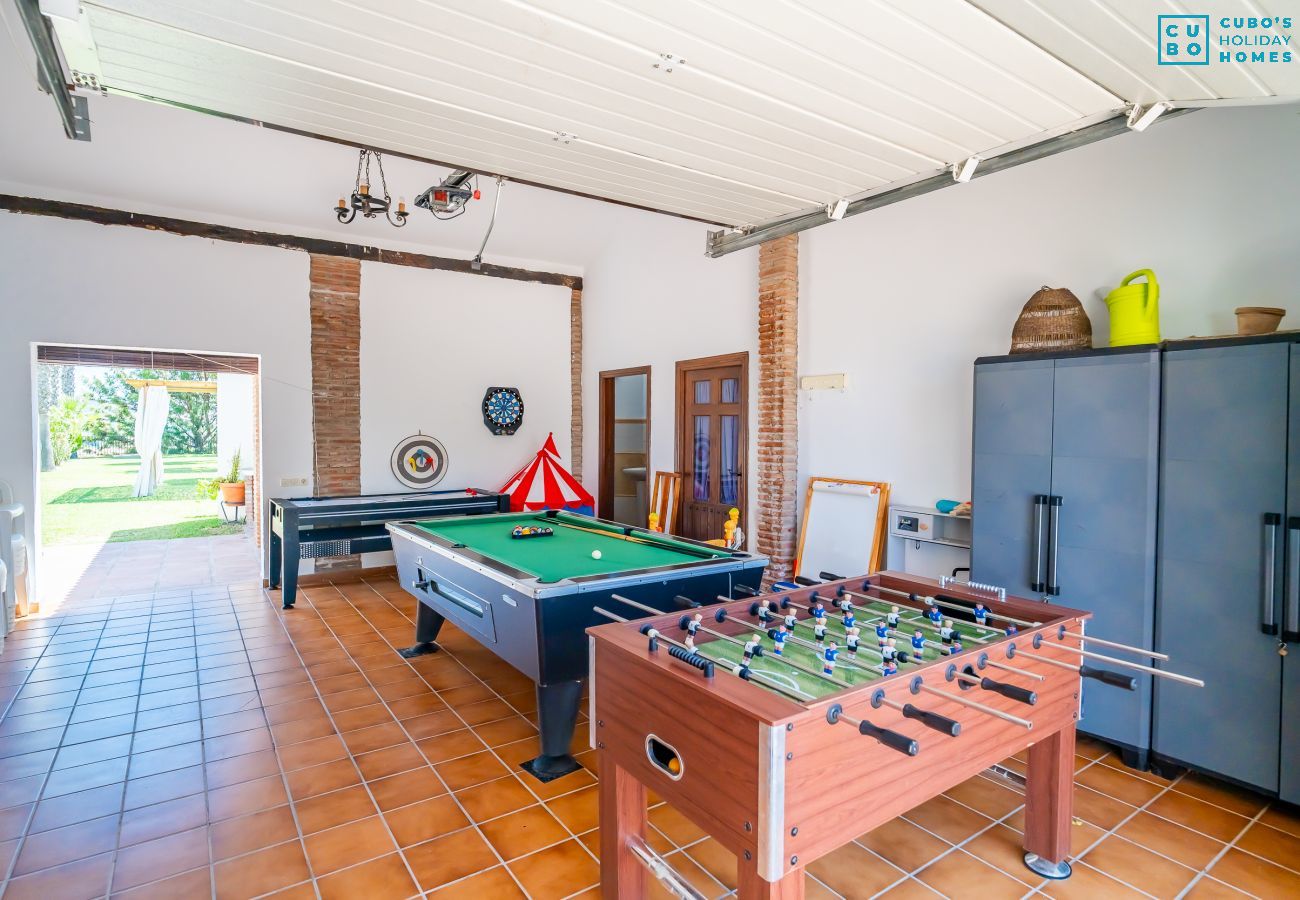Casa rural en Alhaurín el Grande - Cubo's Finca La Deseada Family