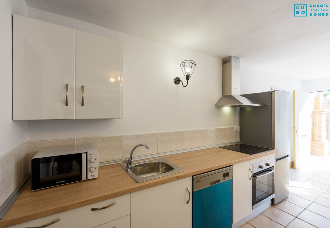 Cocina de esta casa rural en Cártama