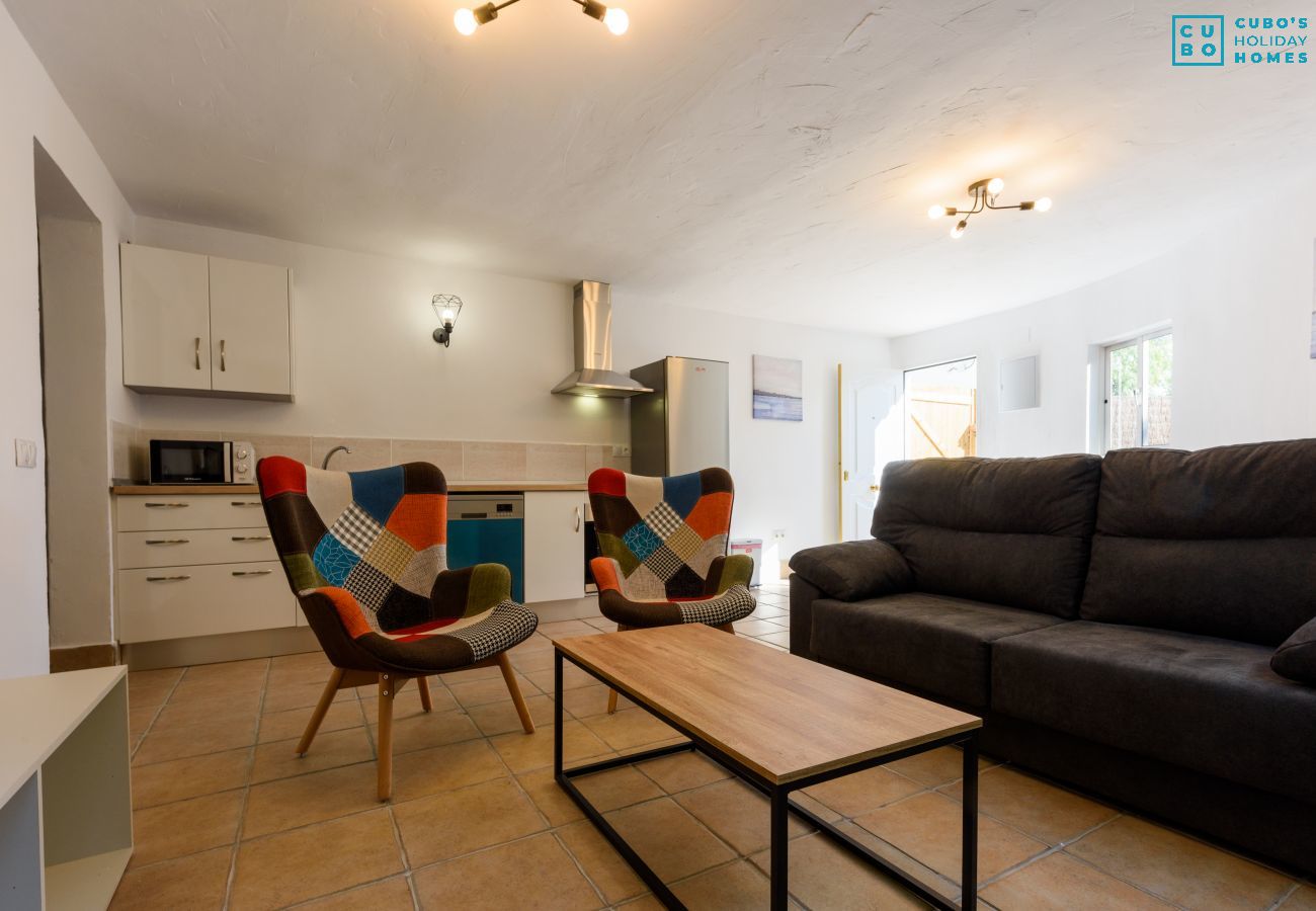 Salón de esta casa rural en Cártama