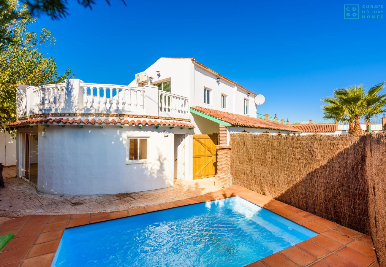 Casa rural en Alhaurín el Grande - Cubo's Casita El Patio Andaluz Este
