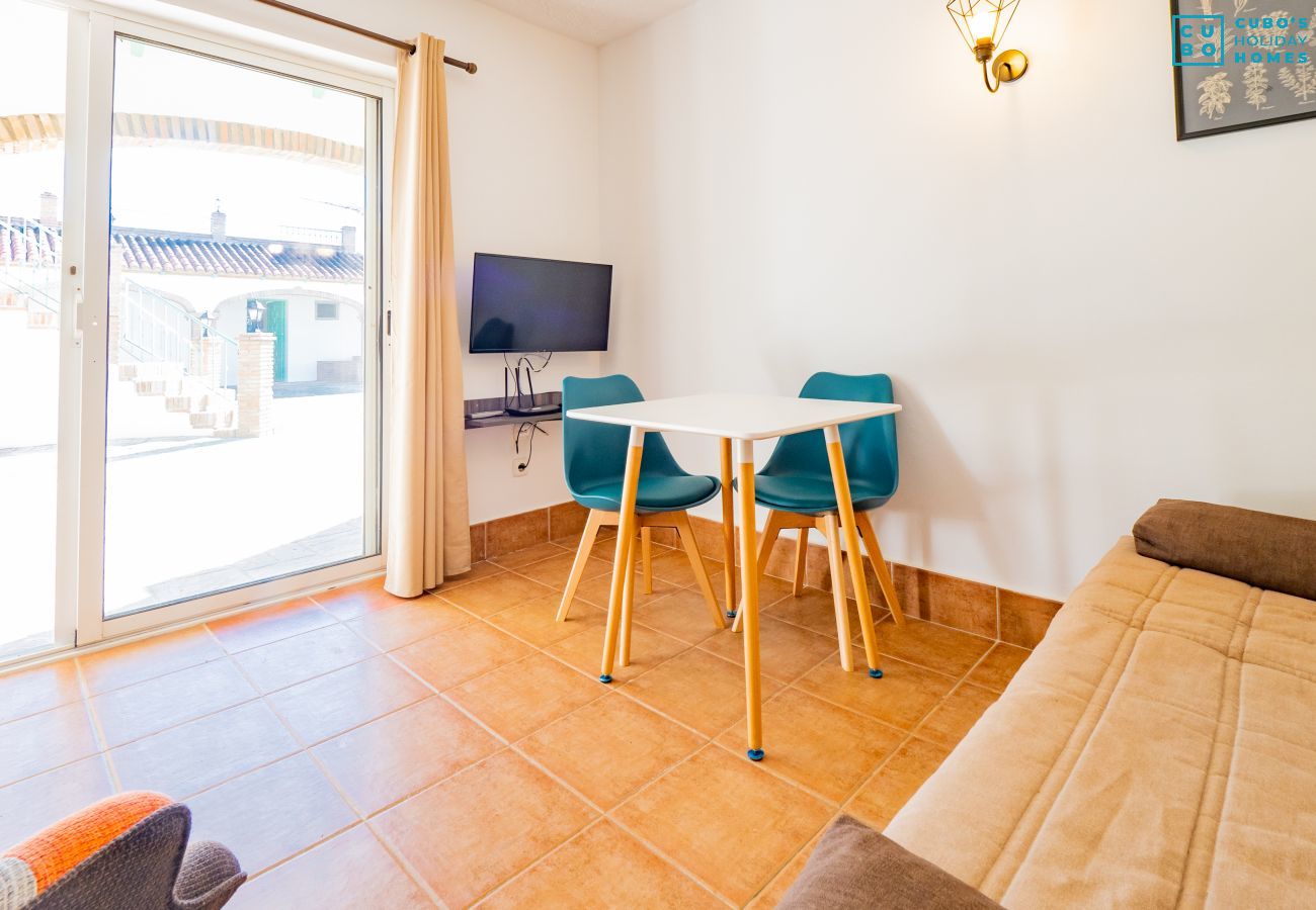 Salón de este estudio en Cártama