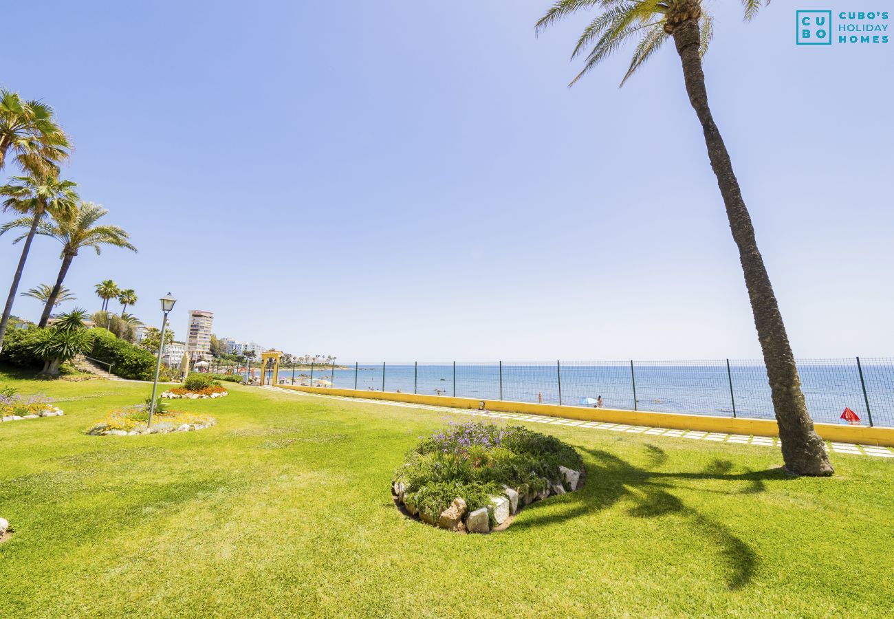 Apartamento en Mijas Costa - Cubo's Apartamento Oceanview Lubina