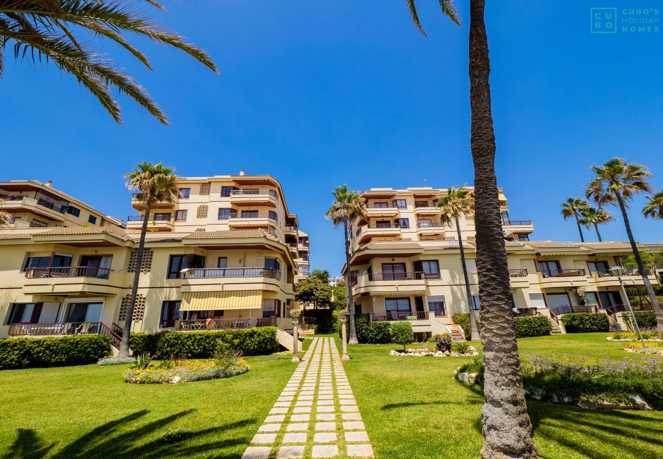 Apartamento en Mijas Costa - Cubo's Apartamento Oceanview Lubina