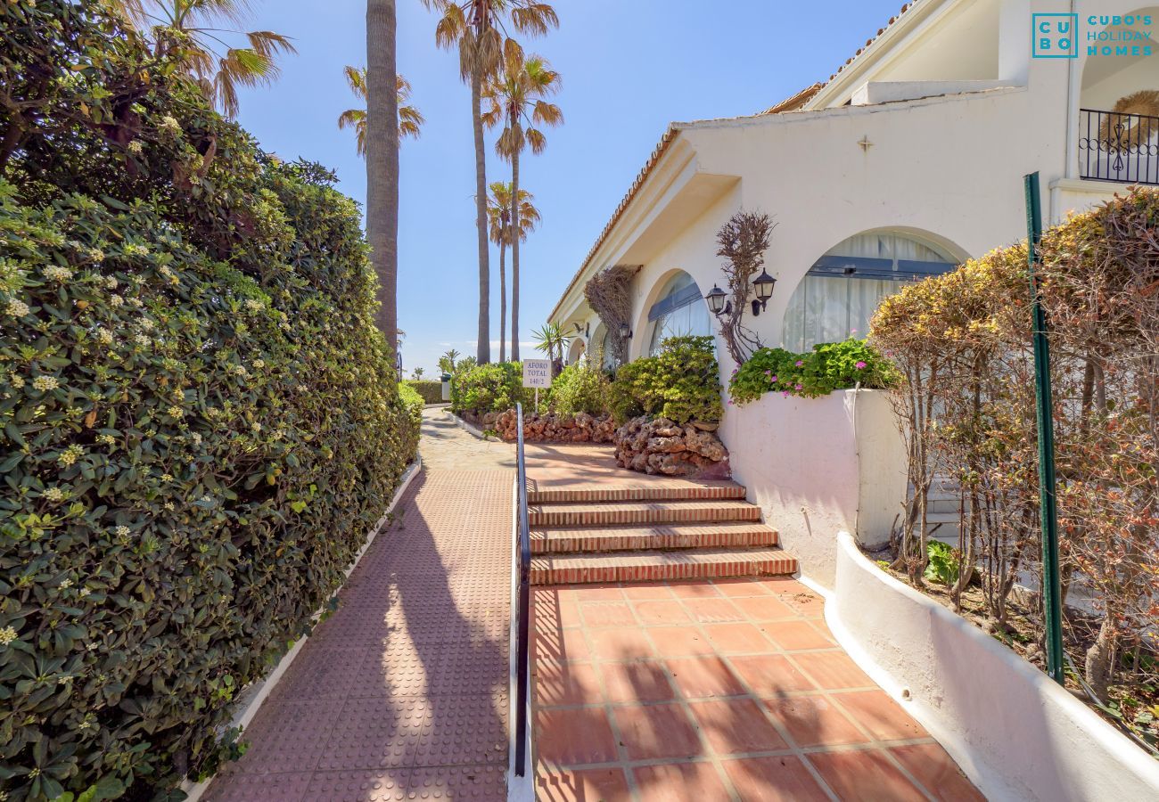 Apartamento en Marbella - Cubo's Penthouse Cabopino Port Marbella +Parking