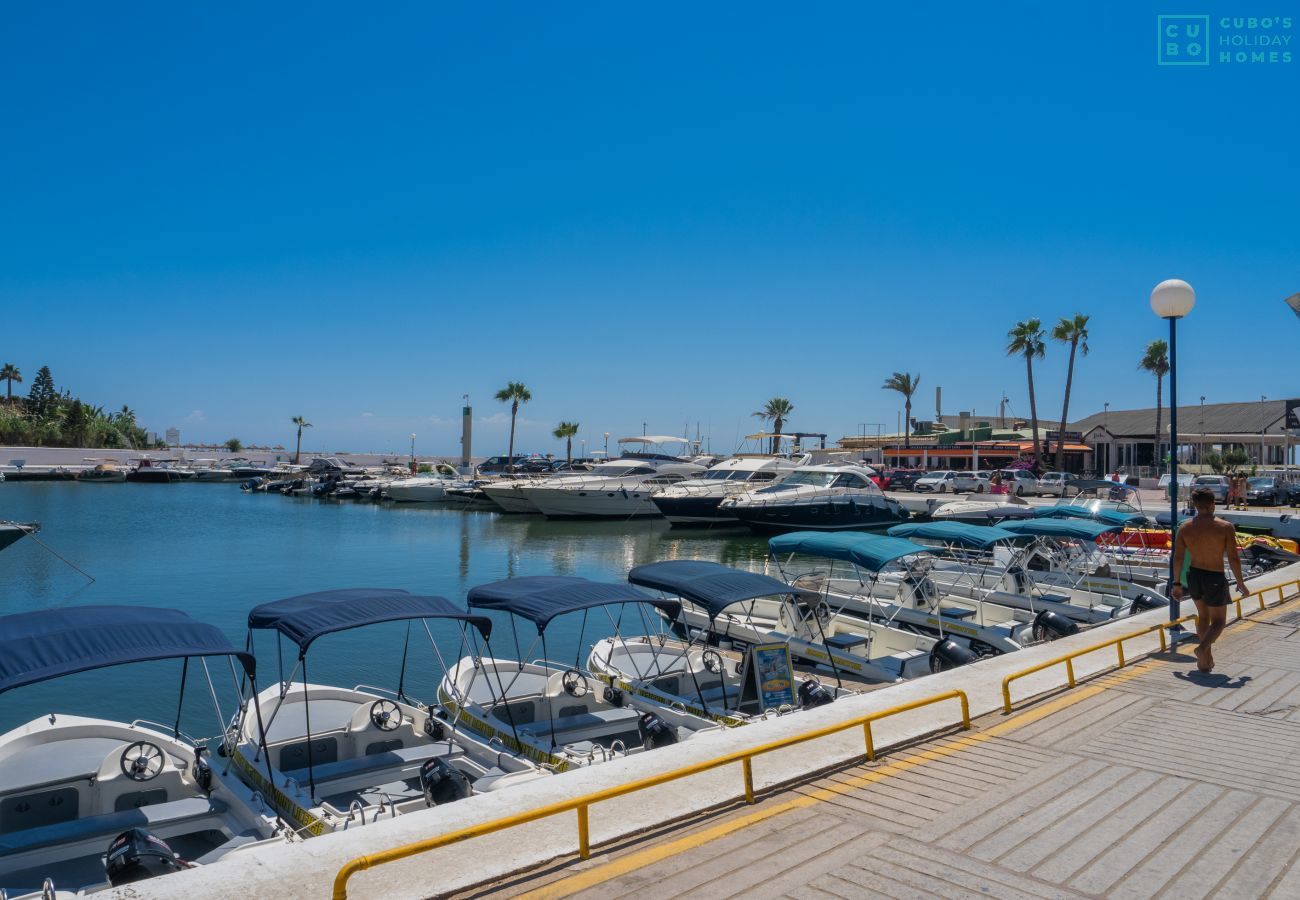 Apartamento en Marbella - Cubo's Penthouse Cabopino Port Marbella +Parking