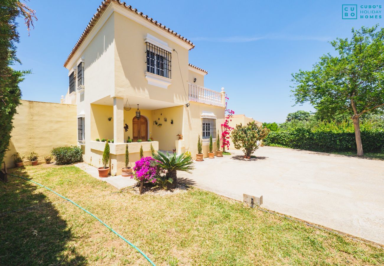 Casa rural en Coín - Cubo's Los Cipreses