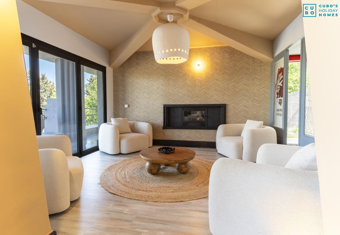 Villa en Alhaurín el Grande - Cubo's Villa Le Corbusier