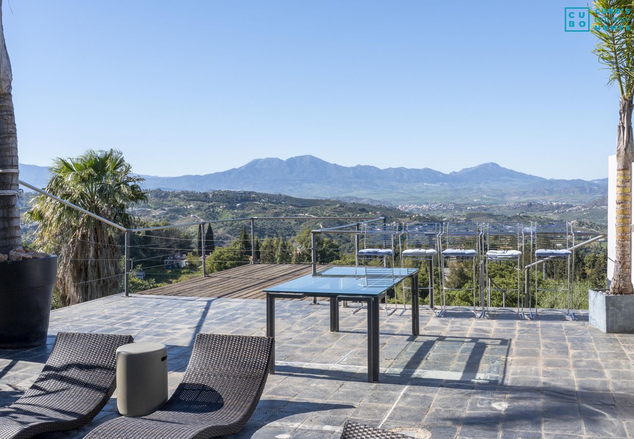 Villa en Alhaurín el Grande - Cubo's Villa Le Corbusier