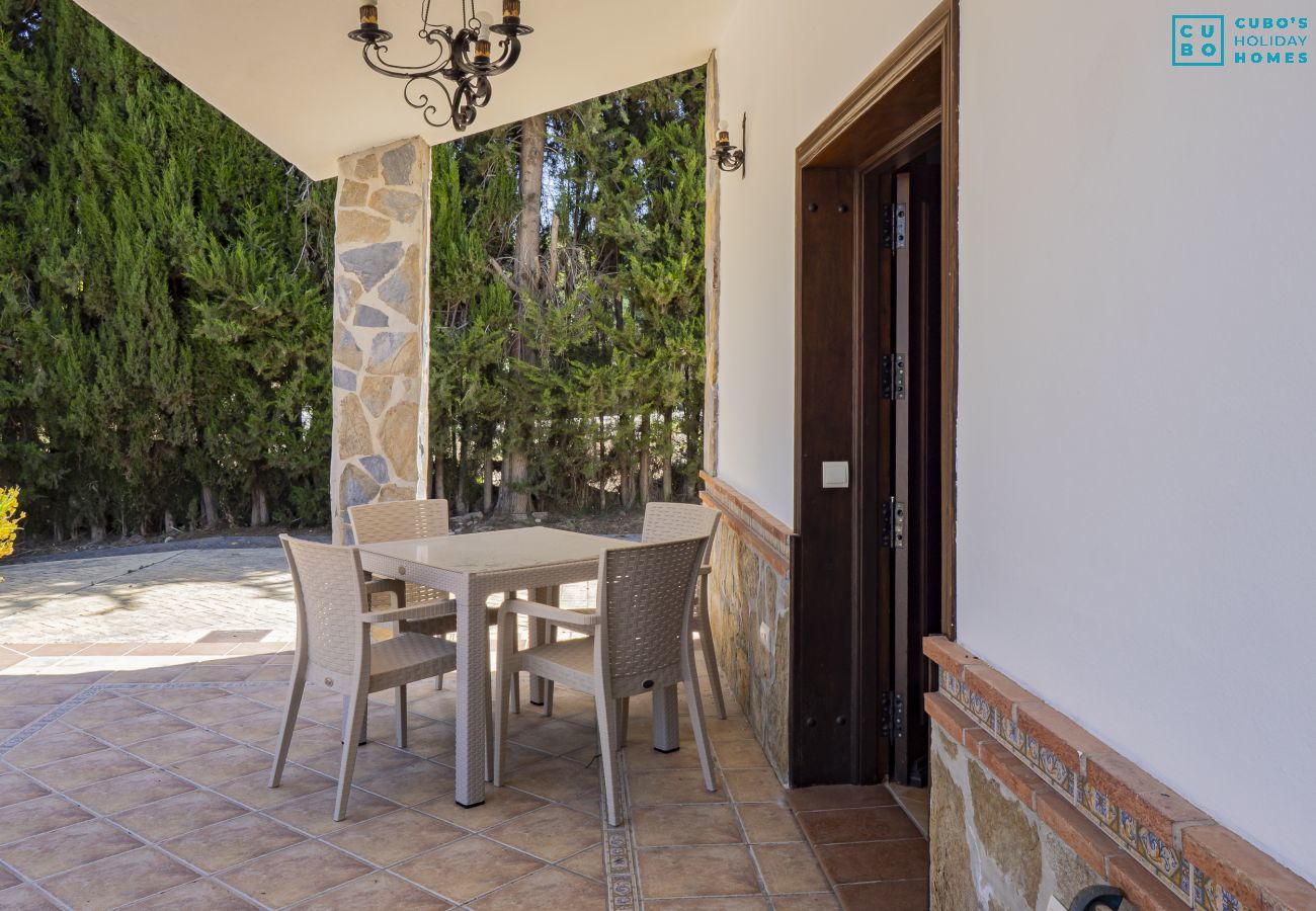 Casa rural en Coín - Cubo's La casita de Fran