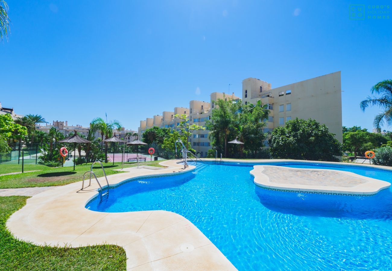 Apartamento en Torremolinos - Cubo's Urban Brigitte Torremolinos & Parking