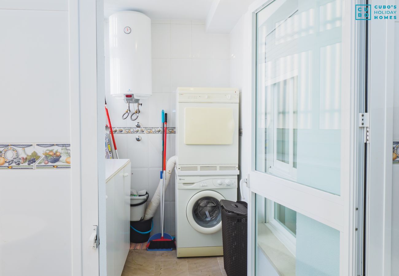 Apartamento en Torremolinos - Cubo's Urban Brigitte Torremolinos & Parking