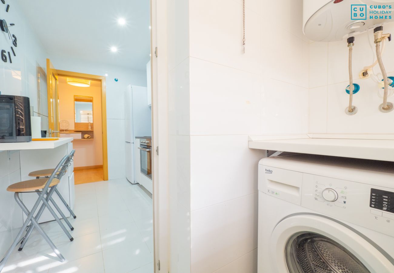 Apartamento en Arroyo de la Miel - Cubo's Atico Benalvistas Urban Love & 2 parking