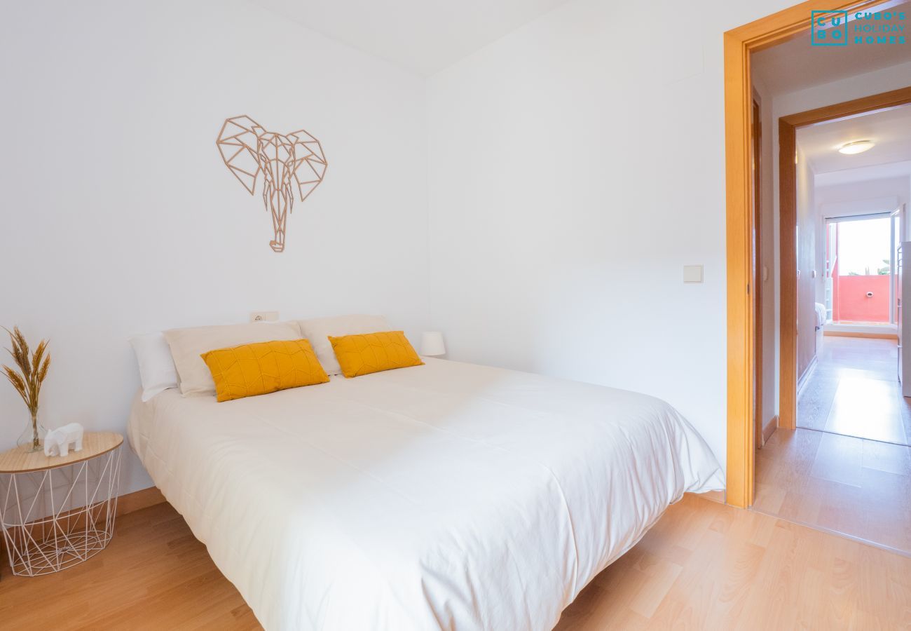 Apartamento en Arroyo de la Miel - Cubo's Atico Benalvistas Urban Love & 2 parking