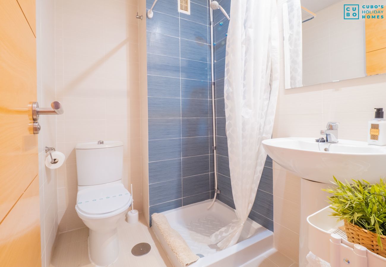 Apartamento en Arroyo de la Miel - Cubo's Atico Benalvistas Urban Love & 2 parking