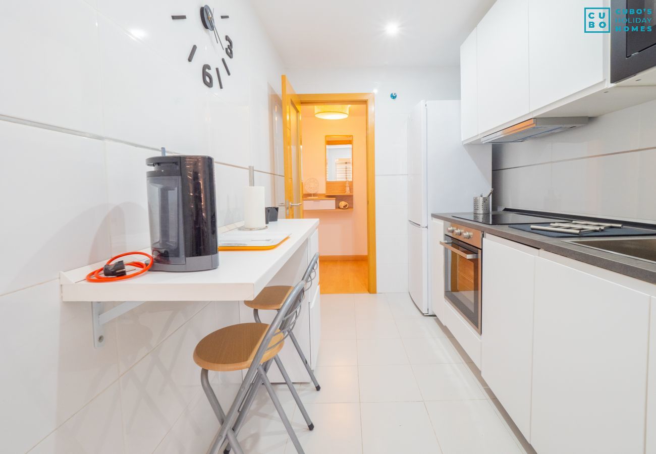 Apartamento en Arroyo de la Miel - Cubo's Atico Benalvistas Urban Love & 2 parking