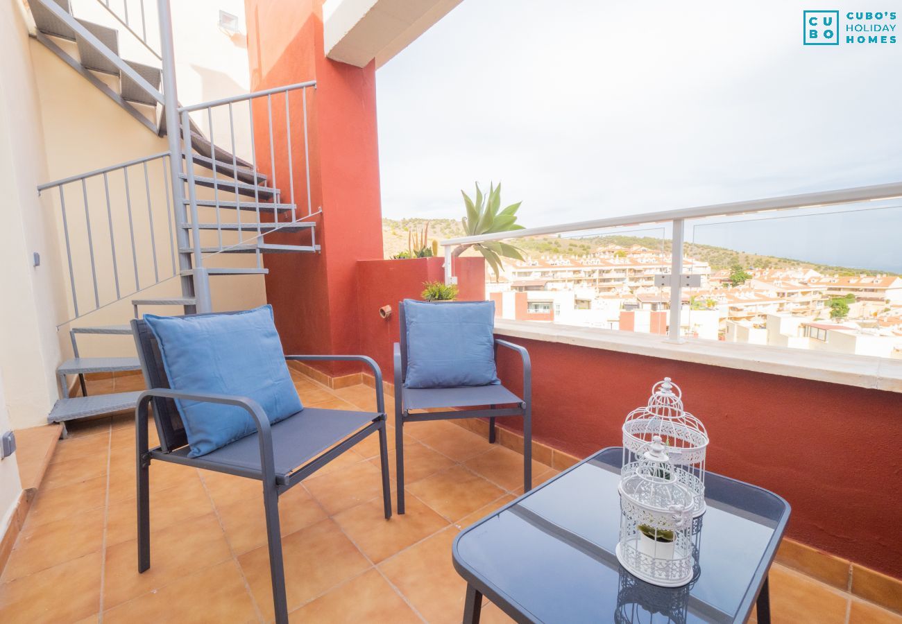 Apartamento en Arroyo de la Miel - Cubo's Atico Benalvistas Urban Love & 2 parking