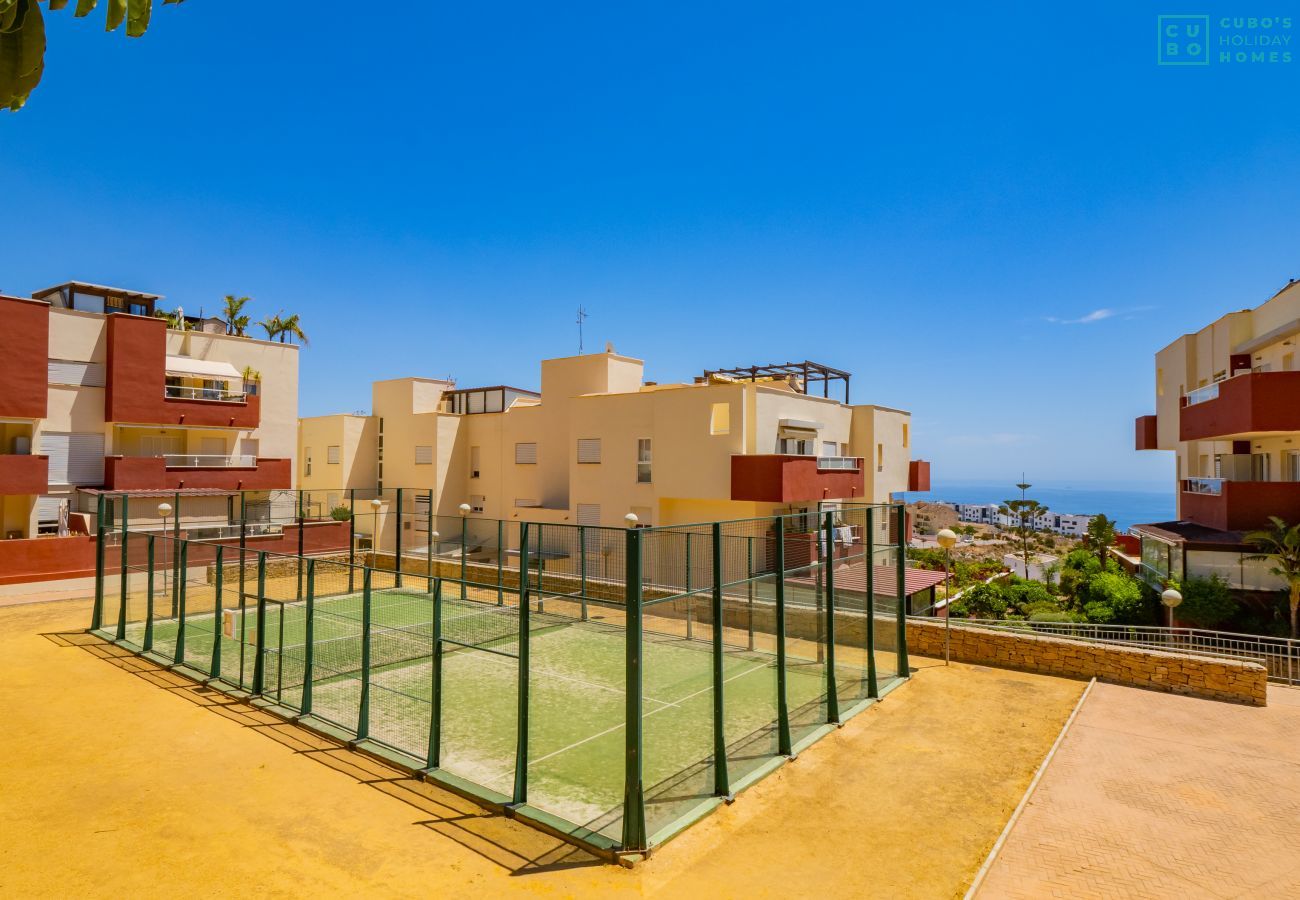 Apartamento en Arroyo de la Miel - Cubo's Atico Benalvistas Urban Love & 2 parking