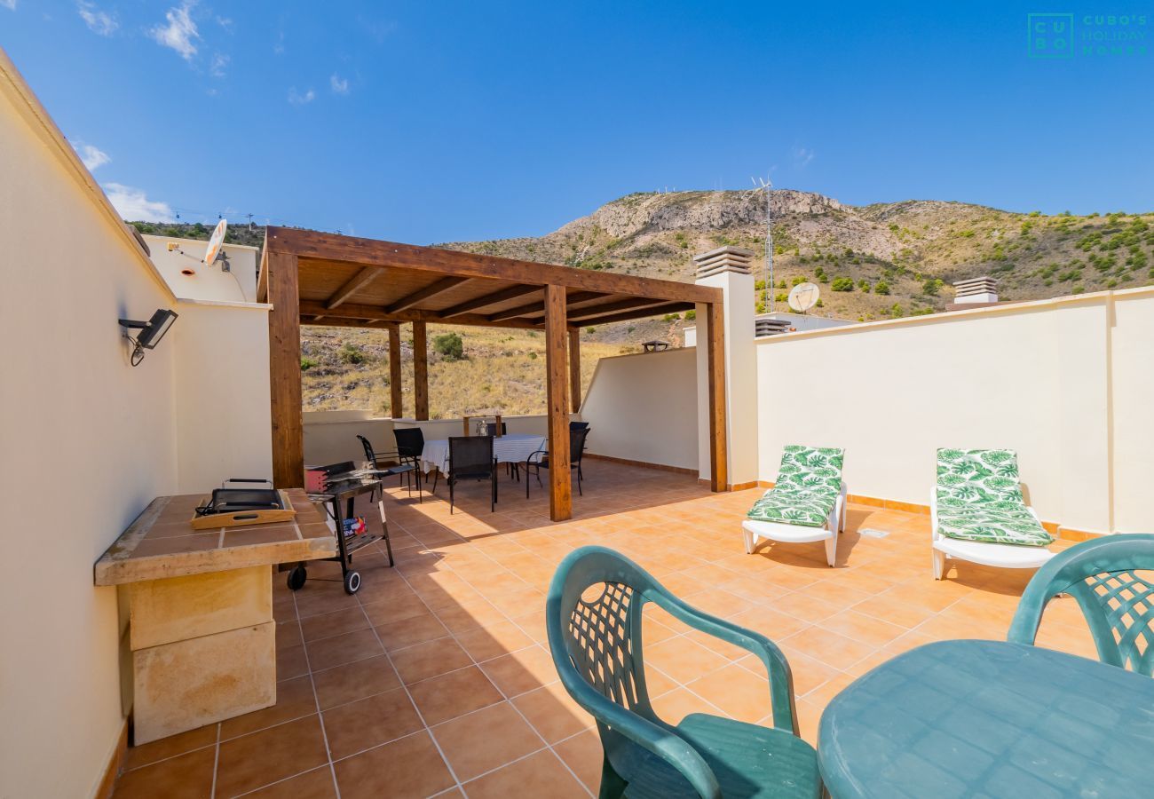 Apartamento en Arroyo de la Miel - Cubo's Atico Benalvistas Urban Love & 2 parking