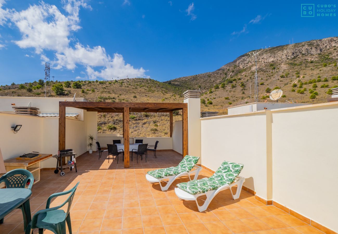 Apartamento en Arroyo de la Miel - Cubo's Atico Benalvistas Urban Love & 2 parking